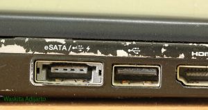 Port USB Sleep & Charge pada notebook Toshiba