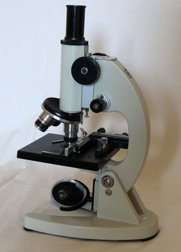 Mikroskop Siswa BMK 20